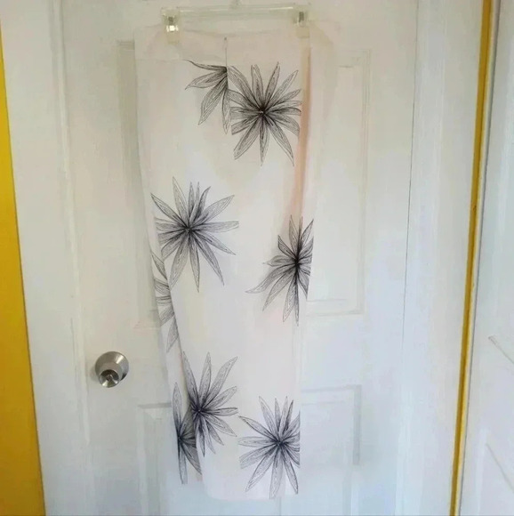 Grace Dane Lewis 100% Silk Capri 24W - Picture 2 of 11